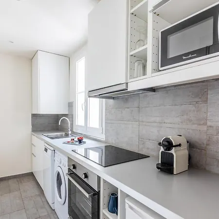 Bergere Apartment *