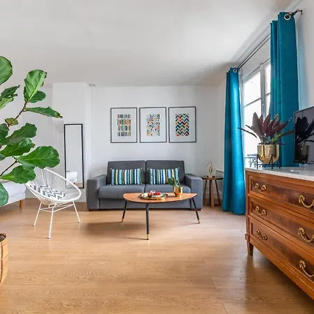 Bergere Paris