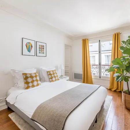 Bergere Apartment *
