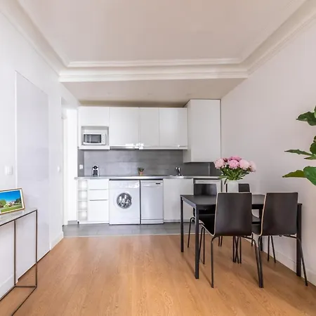 Bergere Apartment